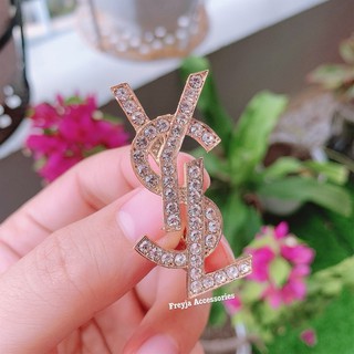 Ghim cài áo vest đính đá thời trang hàn quốc hot trend logo sang trọng / tag cài áo