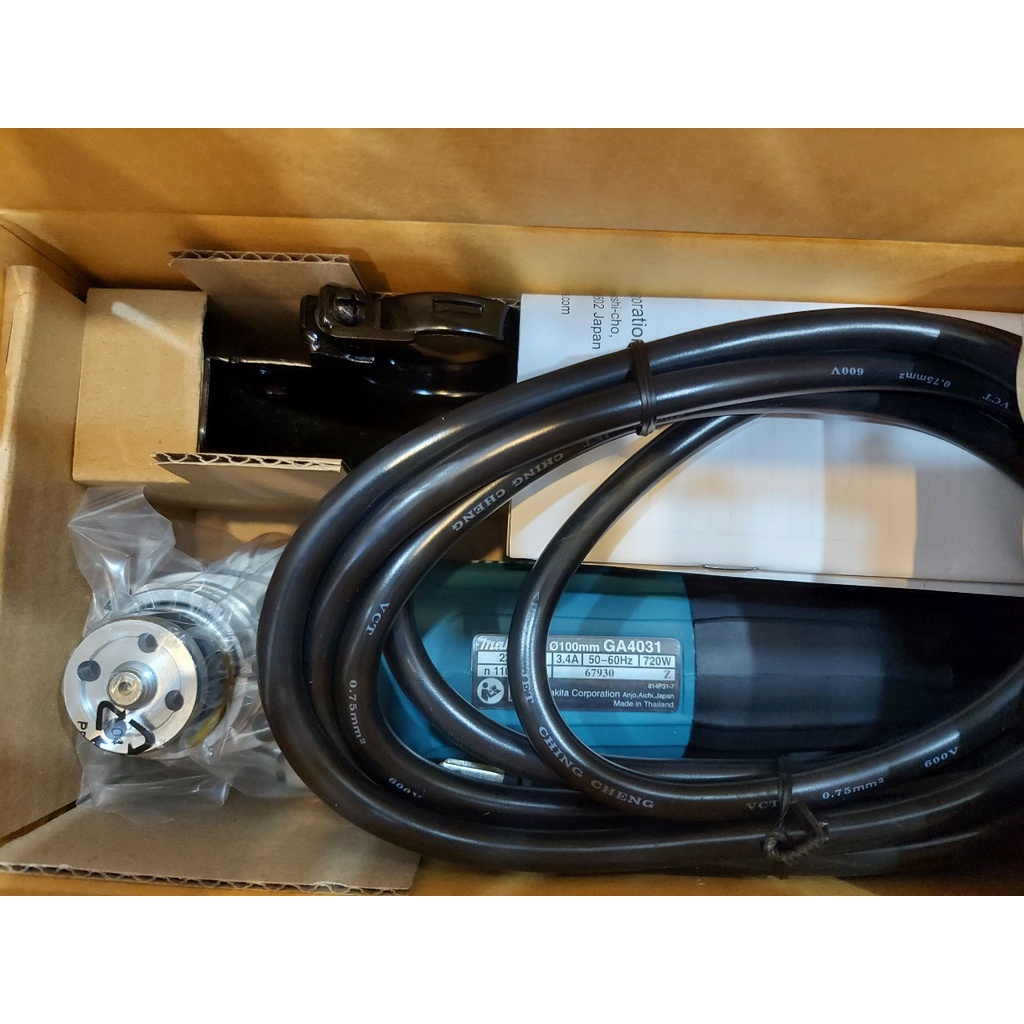 Máy mài góc cầm tay Makita GA4030 - Angle Grinder