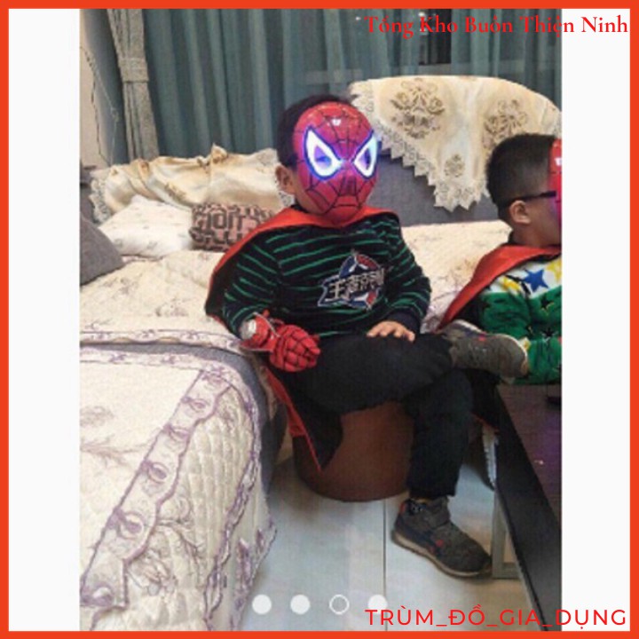 Mặt nạ người nhện siêu anh hùng Spider Man