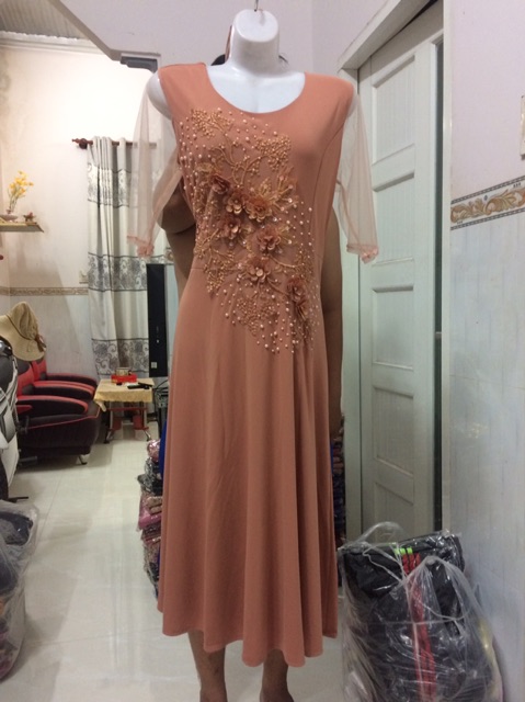 Đầm dạ hội trung niên ngắn M13