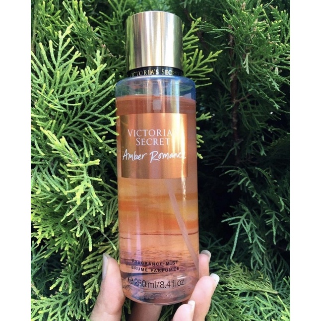 Xịt thơm body mist Aqua Kiss, Amber Romance 250ml | Thế Giới Skin Care