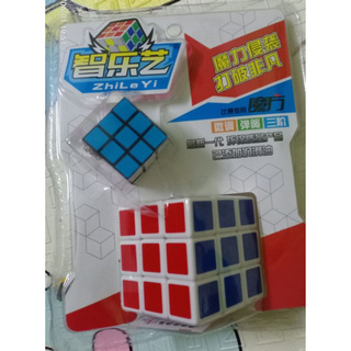 Bộ đồ chơi trí tuệ rô bích, tặng kèm móc chìa khóa