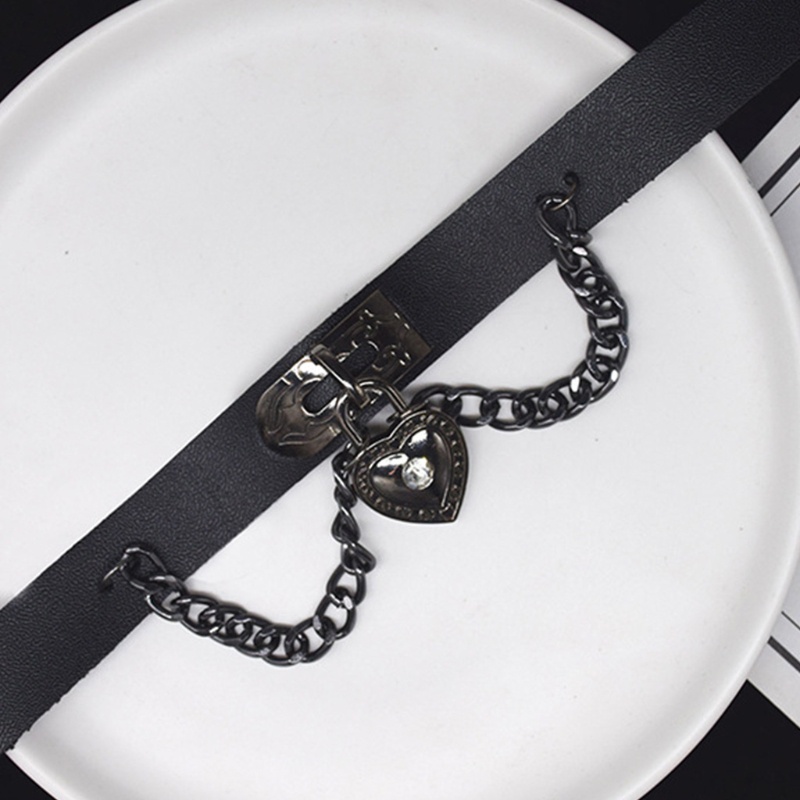 Vòng cổ da phối mặt hình trái tim và dây xích phong cách punk cá tính