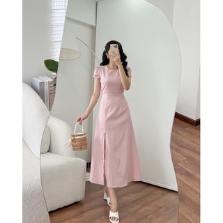 Có bigsize đầm midi xẻ tà nút sau ạ