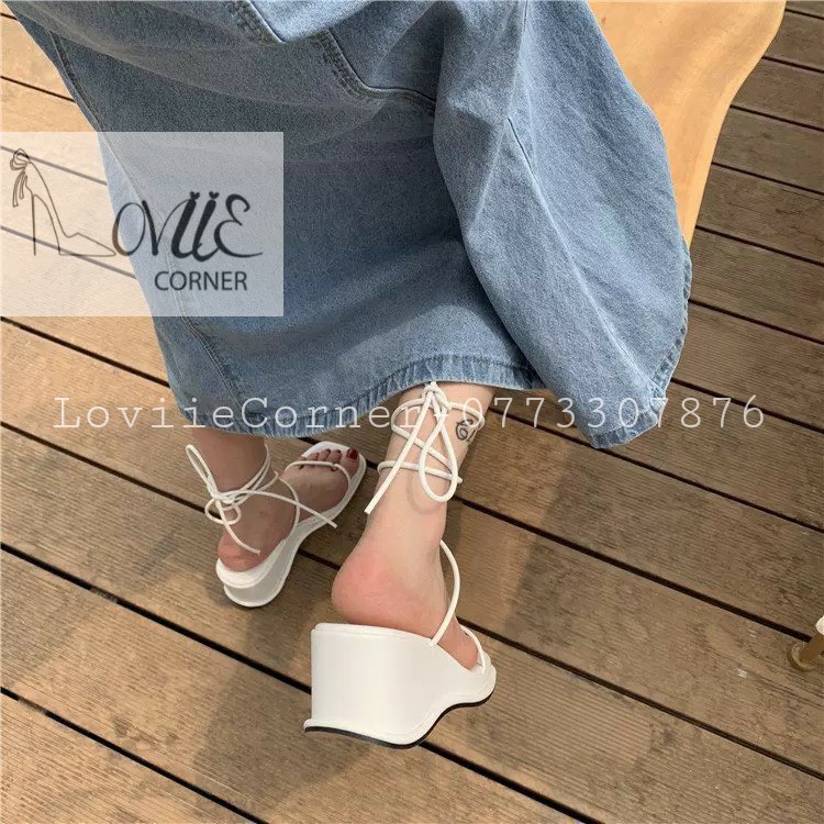 SANDAL NỮ LOVIIECORNER - GIÀY THỜI TRANG QUAI NGANG MẢNH XỎ NGÓN - GIÀY BÁNH MÌ ĐẾ BẰNG S211208