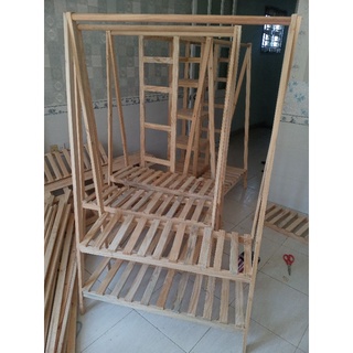 Kệ treo đồ.