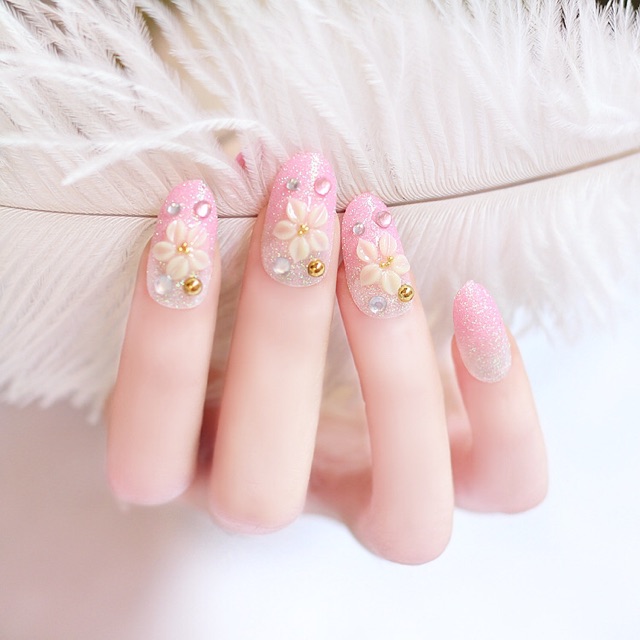 Móng Tay Giả 24 Móng Gắn Hoa Nổi Xinh Xắn