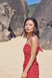 Váy hai dây caro đỏ