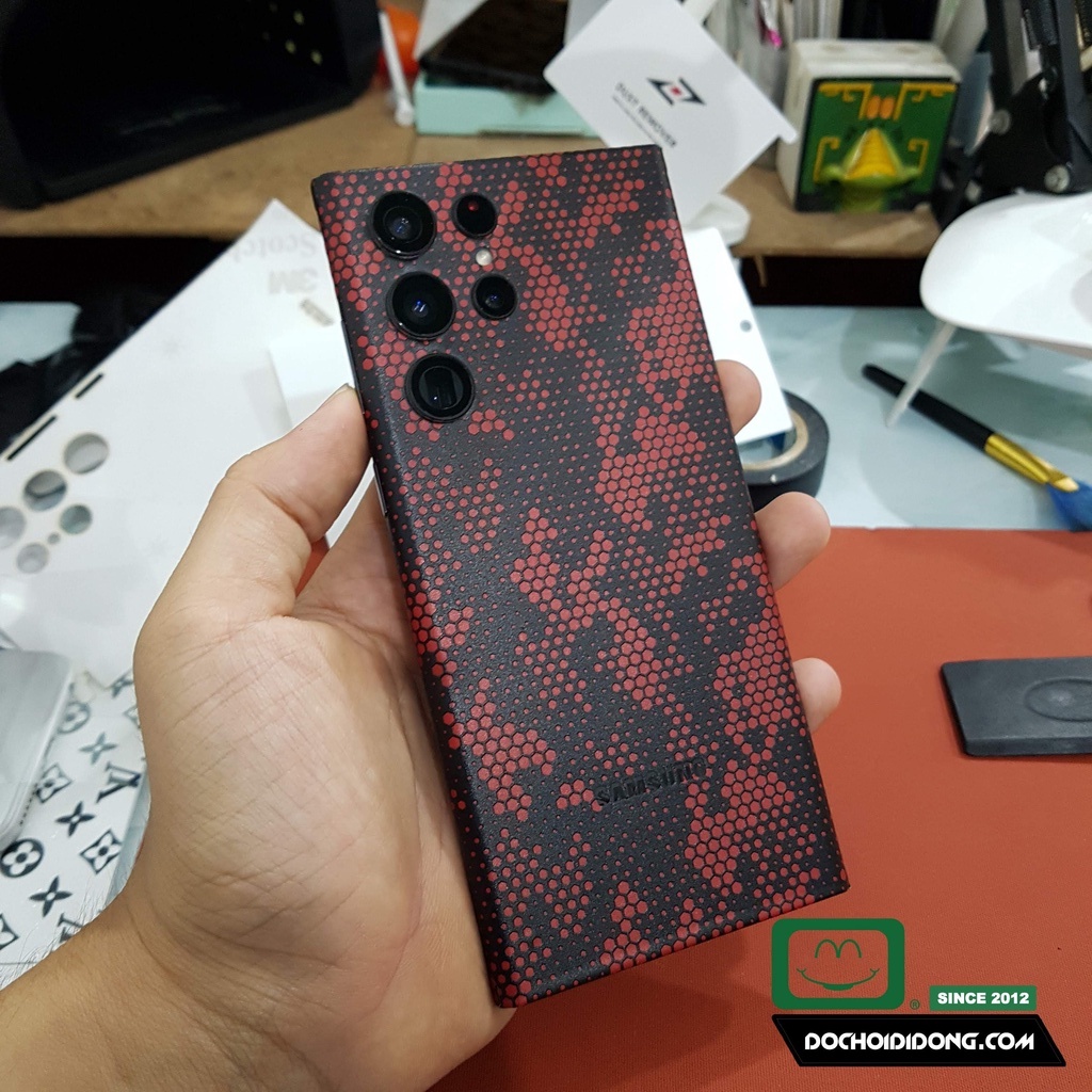 Skin 3M Mamba đỏ dành cho Samsung S22 Ultra