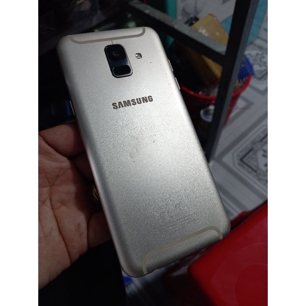 Xác samsung a600 hư màn hình