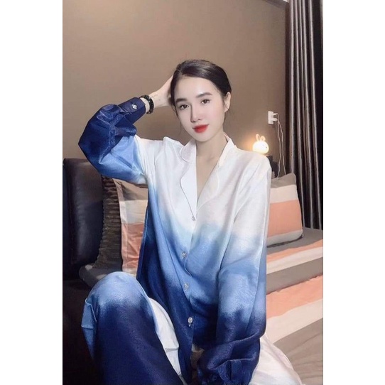 Pijama hàng thiết kế họa tiết Loang xanh vải lụa xước Tô Châu cao cấp.Ảnh shop chụp thật ở cuối trang nha khách