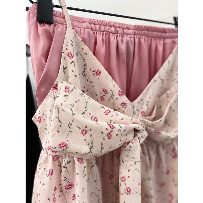 VIBES Đồ Bộ 2 Dây Mặc Nhà Lynn Straps Set