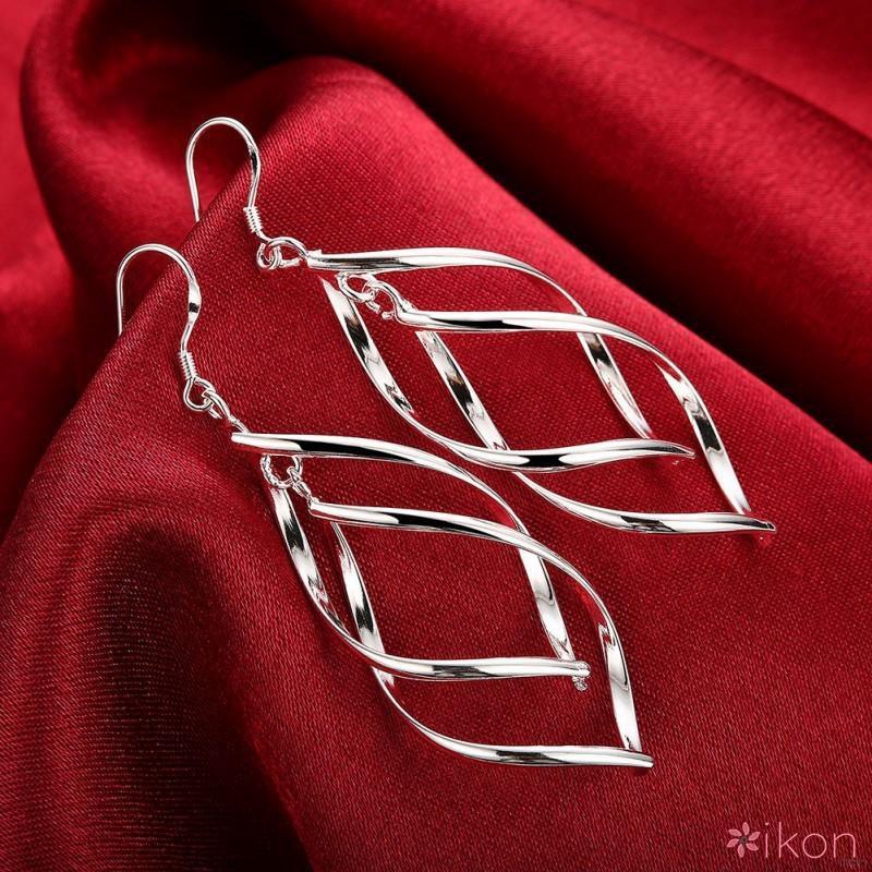 ✨Ikon Bông tai thời trang quyến rũ