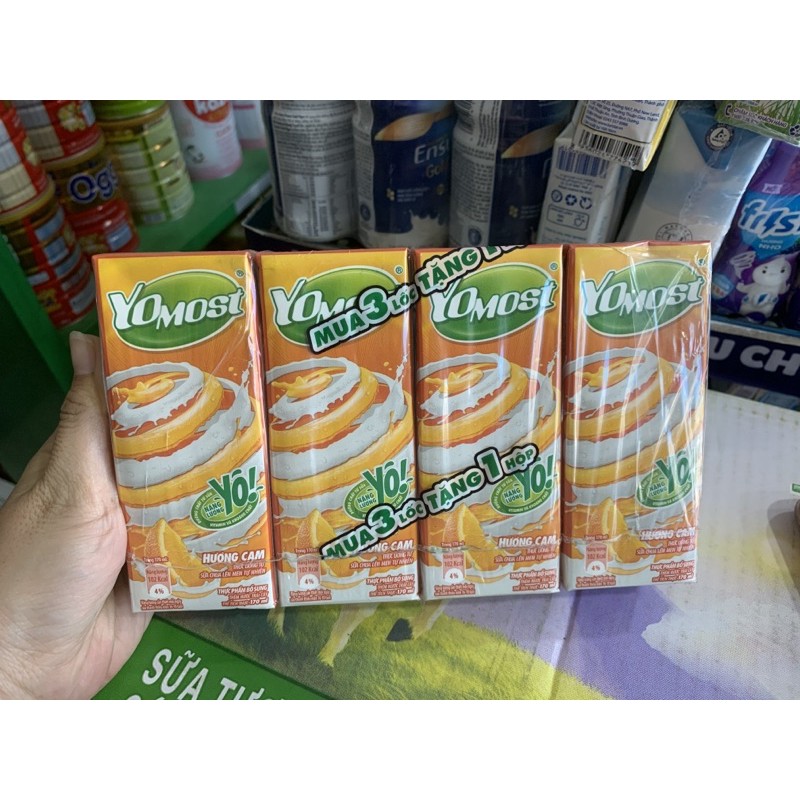 Lốc 4 hộp sữa chua uống Yomost 170ml - date mới