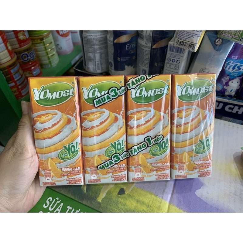 Lốc 4 hộp sữa chua uống Yomost 170ml - date mới | BigBuy360 - bigbuy360.vn