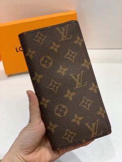 Ví l.v nam dáng dẹt fullbox
