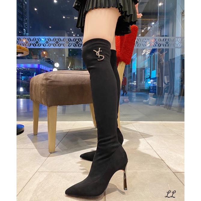 Boot đùi da lộn  gót kim loại đính đá