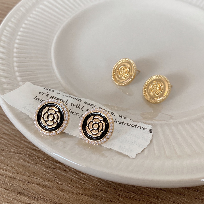 Khuyên Tai Kim Loại Hình Hoa Đính Ngọc Trai Phong Cách Retro Thời Trang