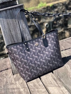 Túi tote Coach công sở