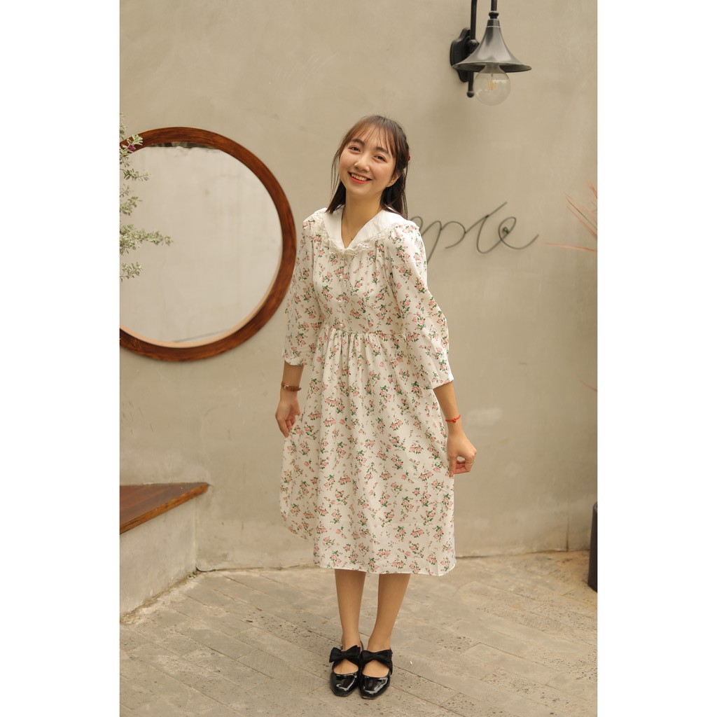 Váy hoa ren trắng cúc ngọc