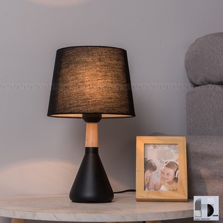 (SIÊU GIẢM GIÁ) Đèn Ngủ Để Bàn Phong Cách Bắc Âu Cực Sang, Tối Giản Còn Màu Đen