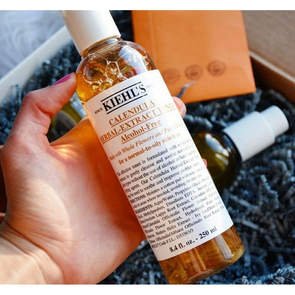 Nước hoa hồng Kiehls Calendula Herbal Extract toner