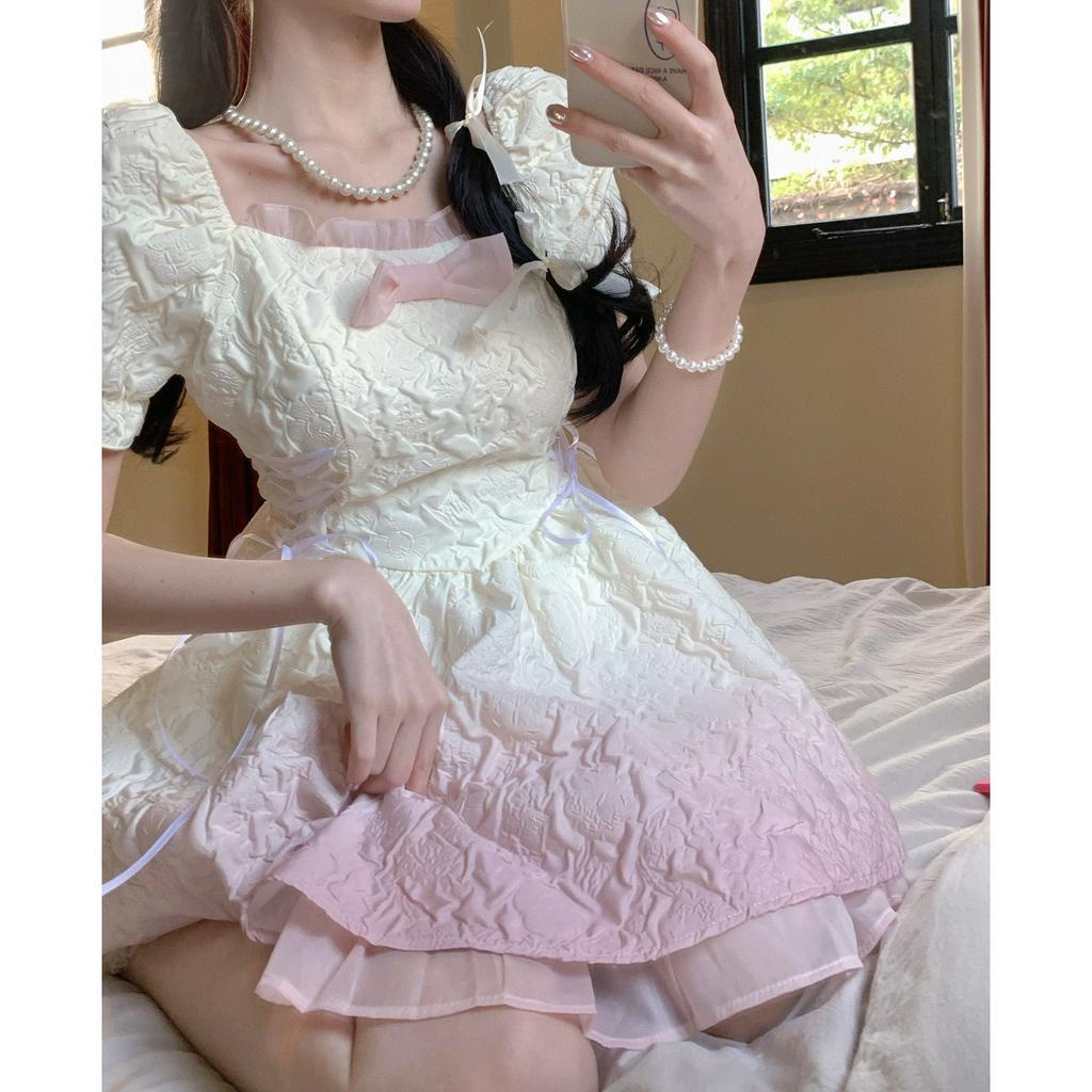 qkoole  Đầm Công Chúa Tay Phồng Cổ Vuông Màu Gradient Phong Cách Pháp