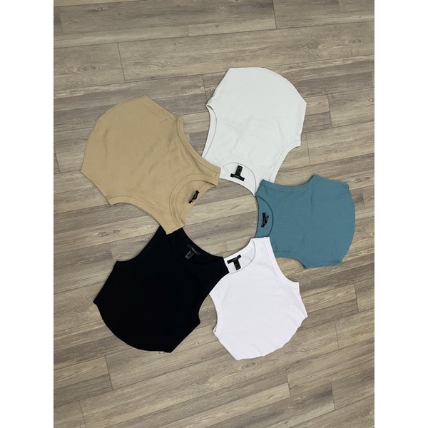 Áo croptop sát nách vạt bầu f21