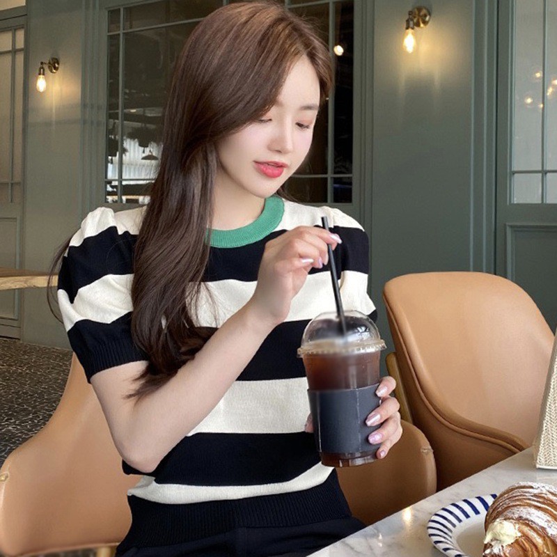 Áo dệt kim cổ tròn tay ngắn họa tiết sọc thời trang Hàn Quốc