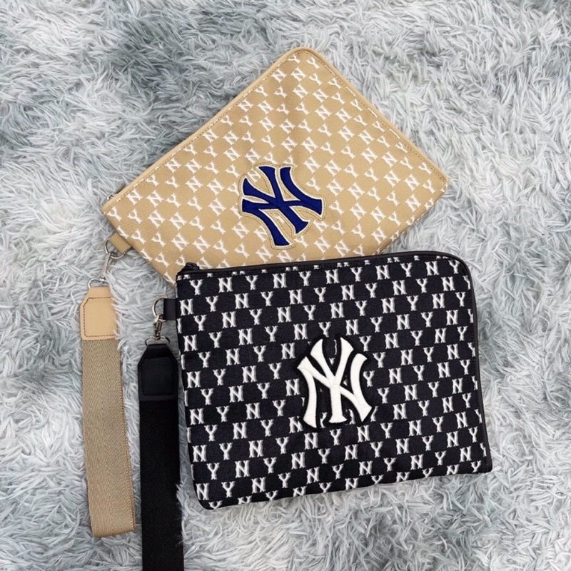 (Chuẩn hãng)Túi cầm tay MLB Monogram 29.5x23cmx2cm 2 màu HÀNG SẴN/ẢNH THẬT