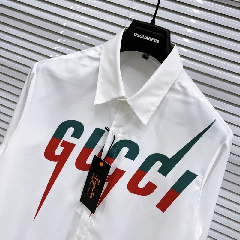 Áo sơ mi dài tay Nam lụa trắng dập chữ GG gai xanh đỏ SM21P