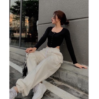 Croptop Gân Tay Dài Khoét Eo