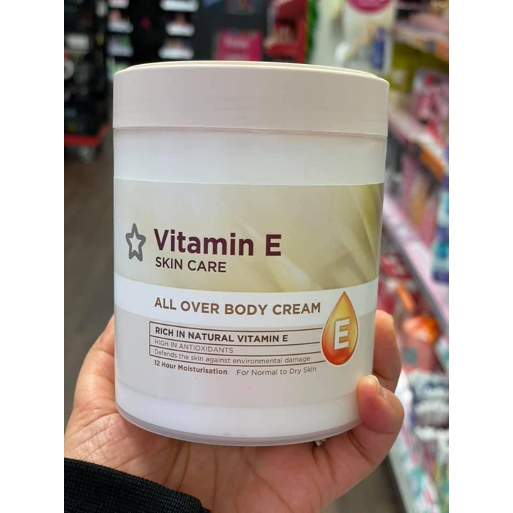 KEM DƯỠNG THỂ SUPERDRUG VITAMIN E SKIN CARE BODY CREAM 475G - 11329