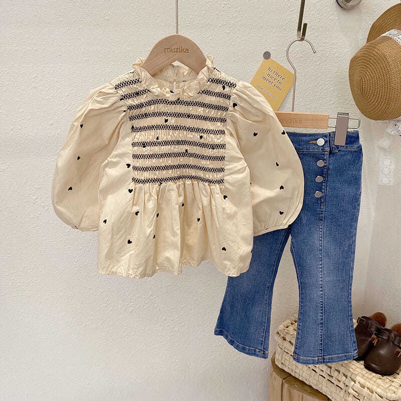 Áo Cotton Cổ Tròn Tay Dài Màu Trơn Hình Trái Tim Thời Trang Mùa Xuân Mới Dành Cho Trẻ Em 2022