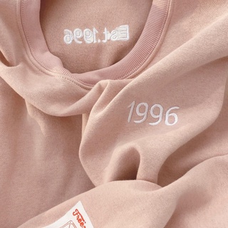 Áo sweater tay dài 1996