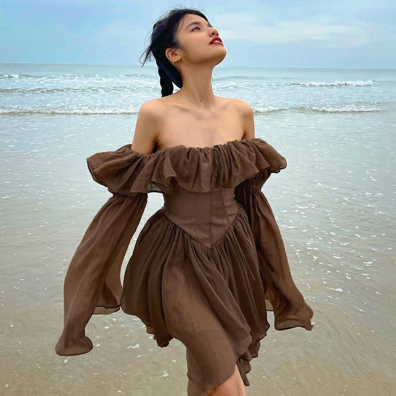 Váy trễ vai tay bèo ôm eo siêu xinh