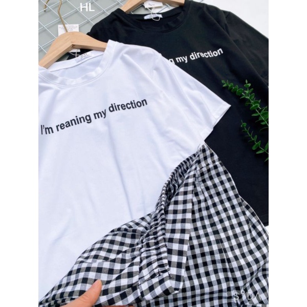 Sét áo phông mix chân váy xinh xắn.