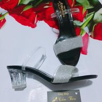giày size nhỏ 33, 34