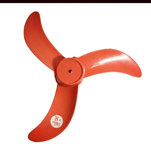 Cánh quạt 3 cánh màu cam
