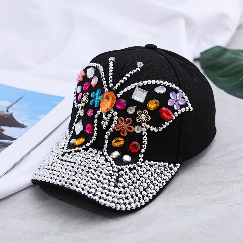 Nón đính đá sành điệu