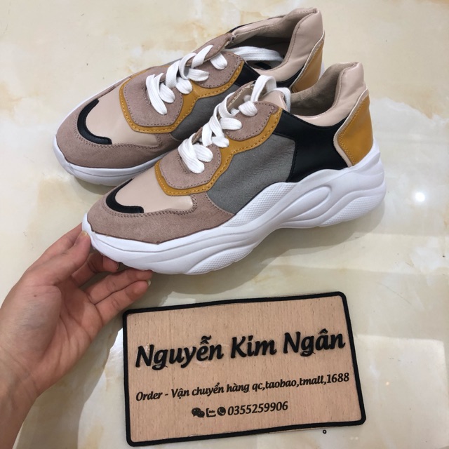 Giày sneaker