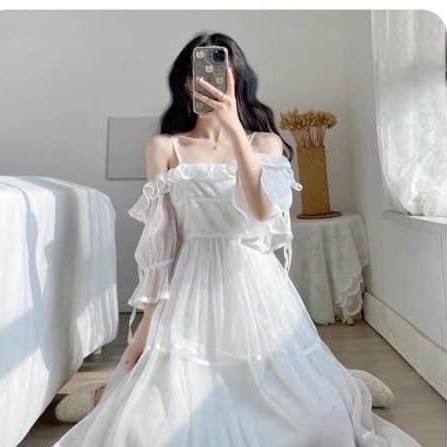 Váy 2 dây trễ vai nhiều tầng