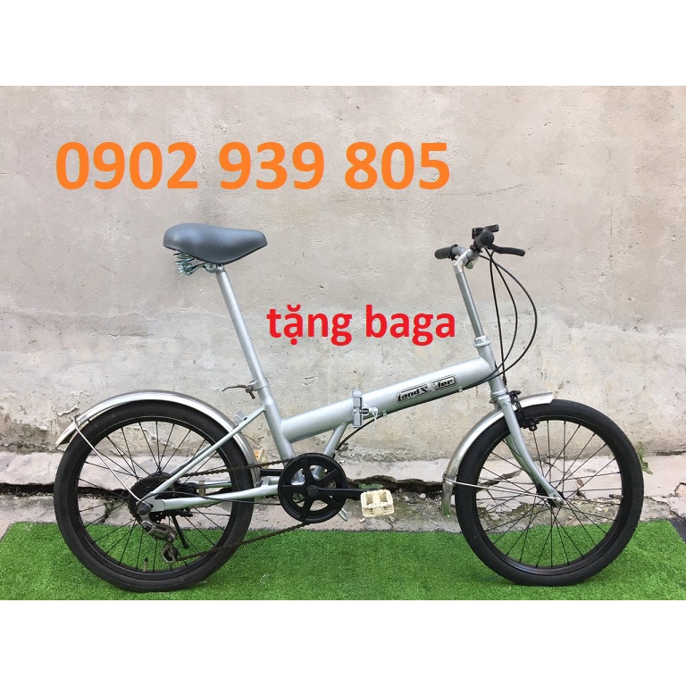 Xe đạp xếp nội địa Nhật có tặng kèm baga bánh 20 inch màu xám bạc có đề SHIMANO