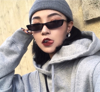 Kính Mát Gọng Vuông Phong Cách Retro