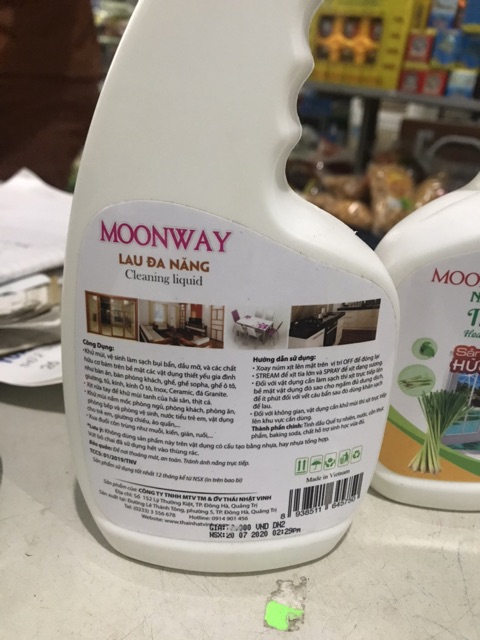 Nước Lau Đa Năng Hữu Cơ Moonway Tinh dầu Quế/Sả 500ml