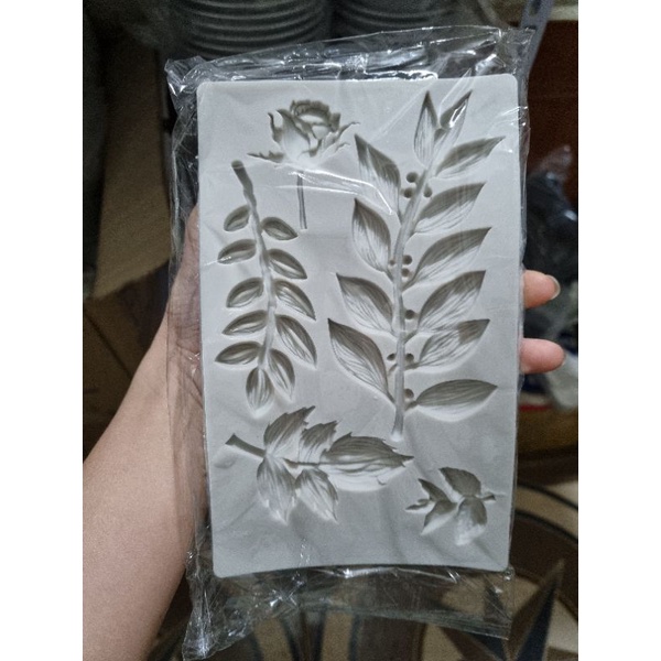 Khuôn silicon cành lá hồng mã CLH5 làm bánh