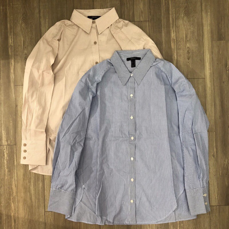 Áo Sơ Mi Vạt Bầu Tay Dài Xẻ Hông F21