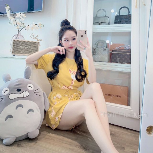 Set áo quần hình hươu