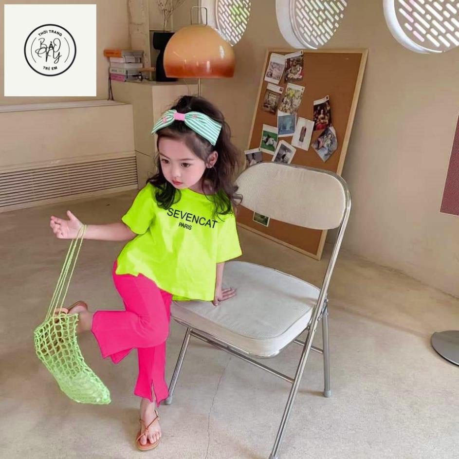 Đồ bộ bé gái áo form rộng, quần ôm body thời trang, sành điệu, in chữ, thun cotton (220587)