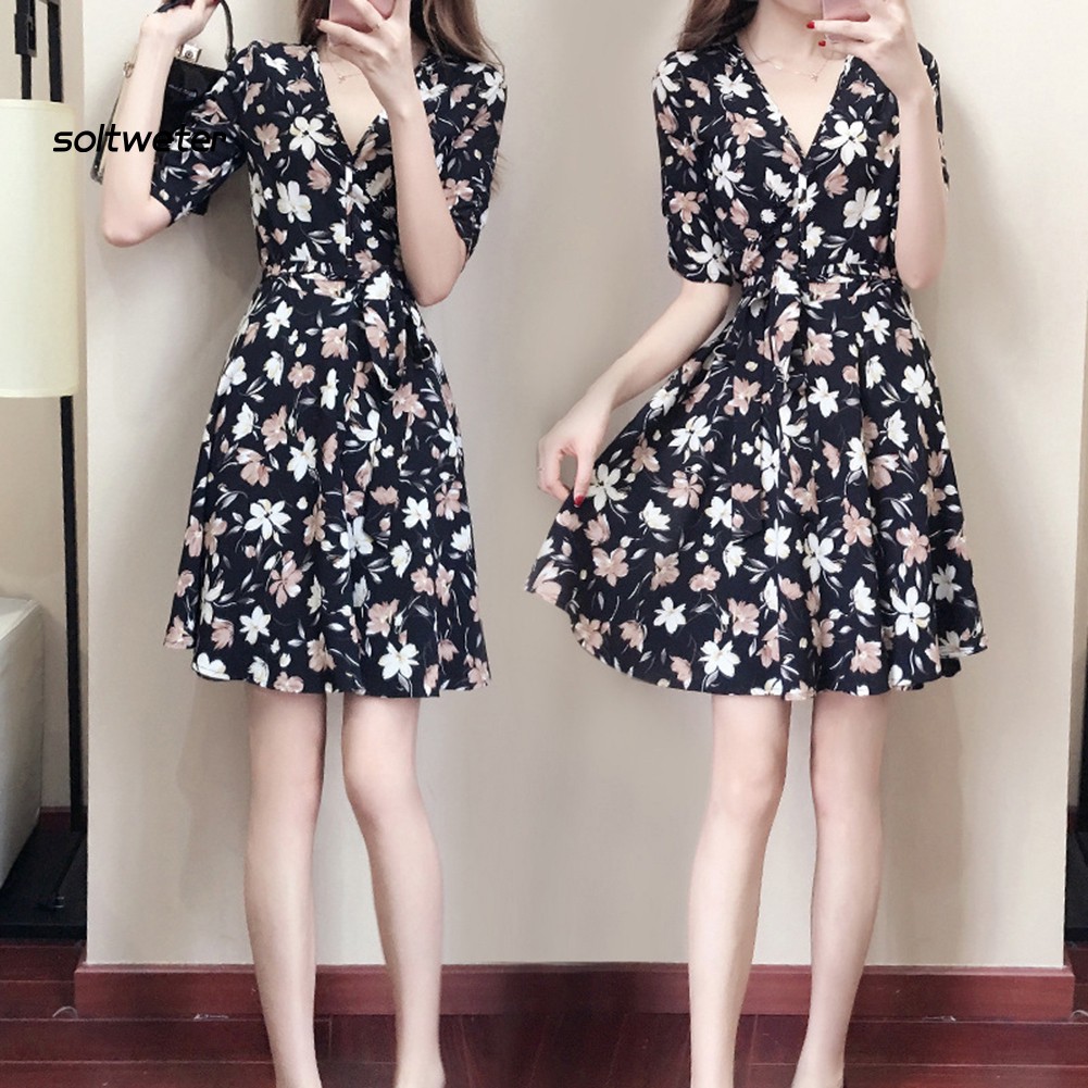 Đầm Tay Ngắn Cổ Chữ V In Hoa Thời Trang